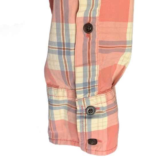 3/$30 - Hollister Pink Plaid Shirt Size Large - Picture 5 of 13